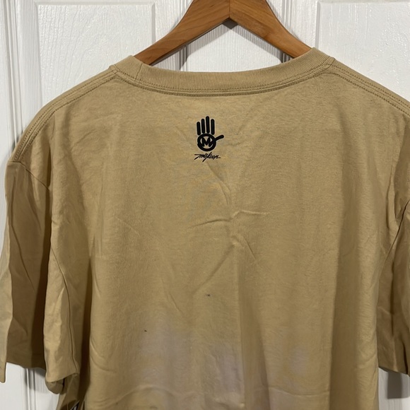 Men’s tee - Picture 4 of 5